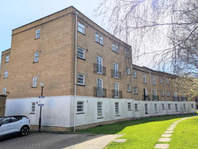 Room for rent in London Borough of Enfield, Greater London
