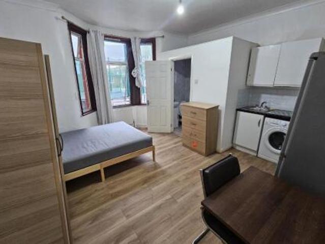 Room for rent in London Borough of Newham, Greater London