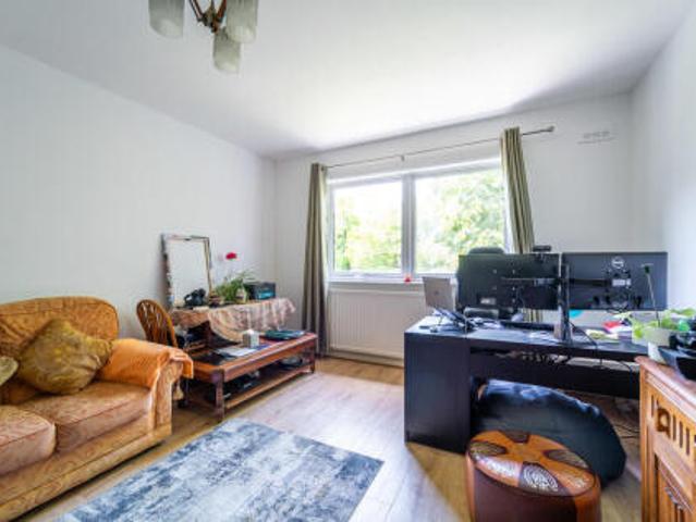 Room for rent in London Borough of Barnet, Greater London
