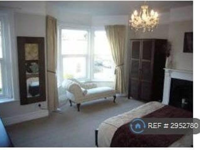 Room for rent in Pigsty Hill, Bristol