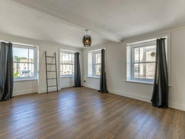 Room for rent in Clifton Village, Bristol