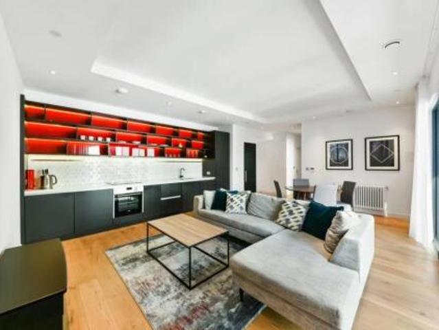 Room for rent in London City Island, Greater London