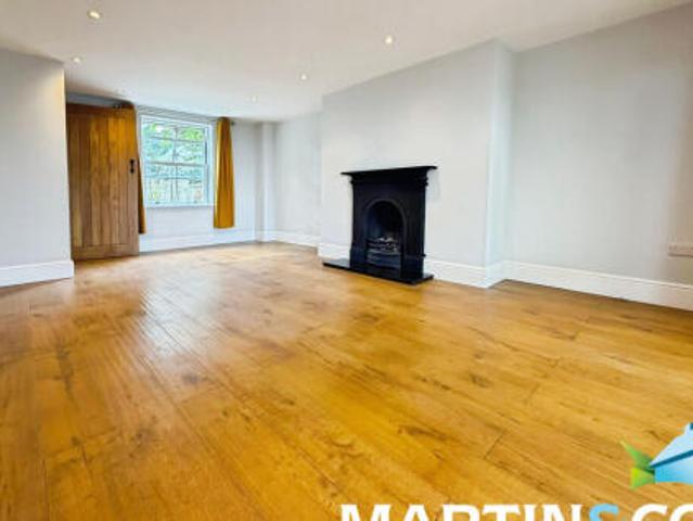 Room for rent in Wintersett, Wakefield