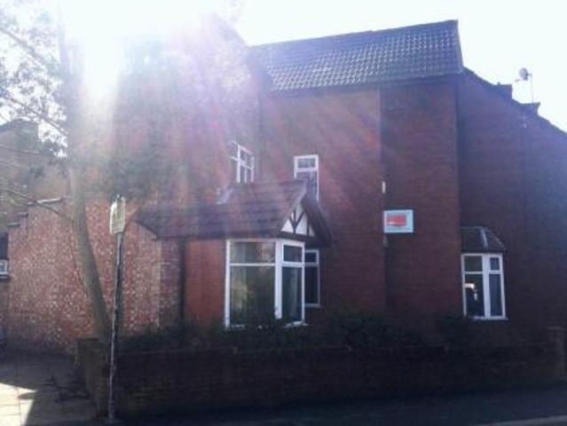 Room for rent in Higher Broughton, Salford