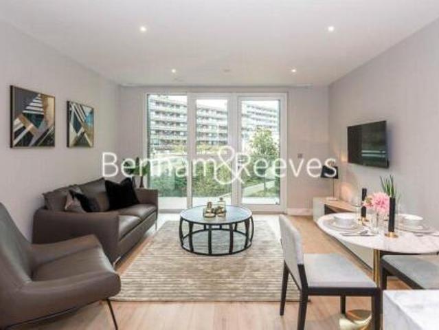 Room for rent in London Borough of Hammersmith and Fulham, Greater London