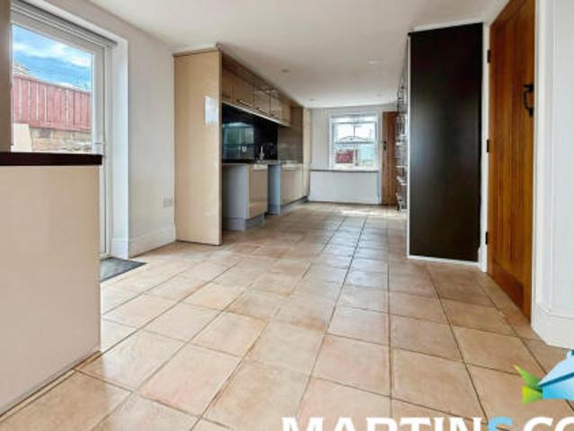 Room for rent in Wintersett, Wakefield
