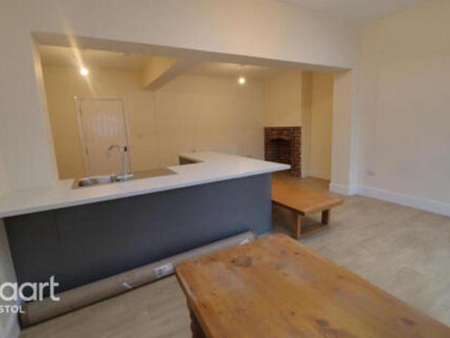 Room for rent in Colston Estate, Bristol