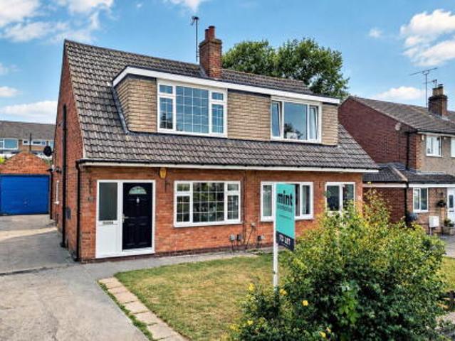 Room for rent in Moortown, Leeds