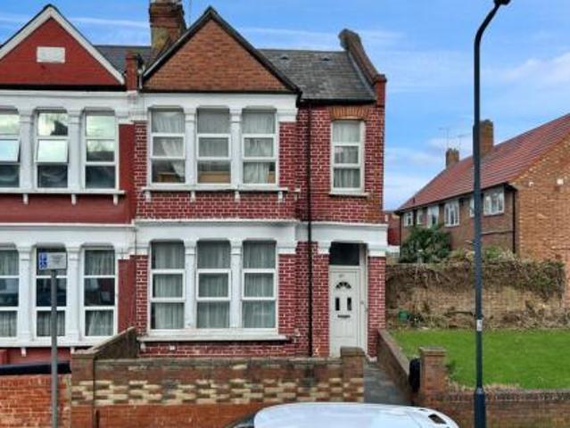 Room for rent in London Borough of Brent, Greater London