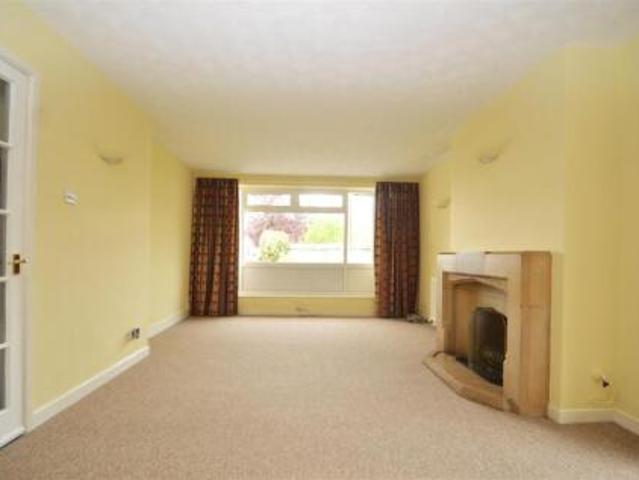 Room for rent in Cherry Orchards, Bristol