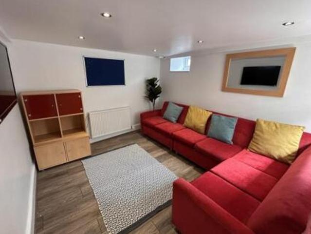 Room for rent in Birkendale, Sheffield