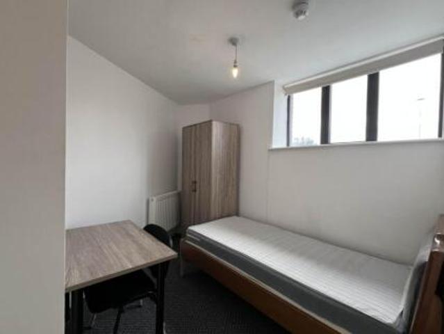 Room for rent in Pendleton, Salford