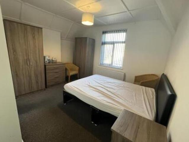 Room for rent in Berry Hill, Mansfield