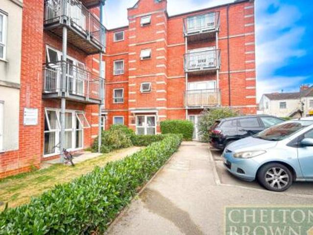 Room for rent in Phippsville, Northampton