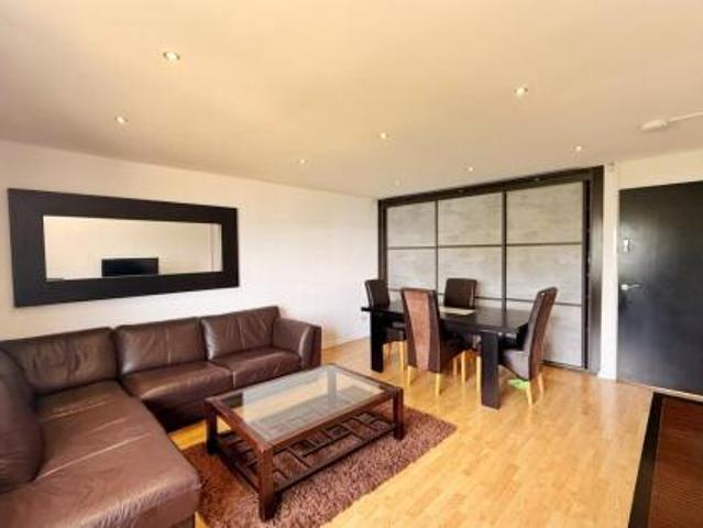 Room for rent in Cubitt Town, Greater London