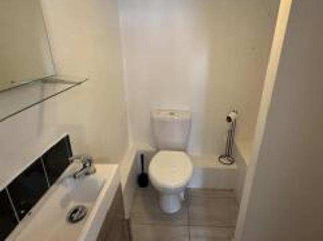 Room for rent in Park Central, Birmingham