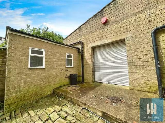 House for rent in Lindley, West Yorkshire