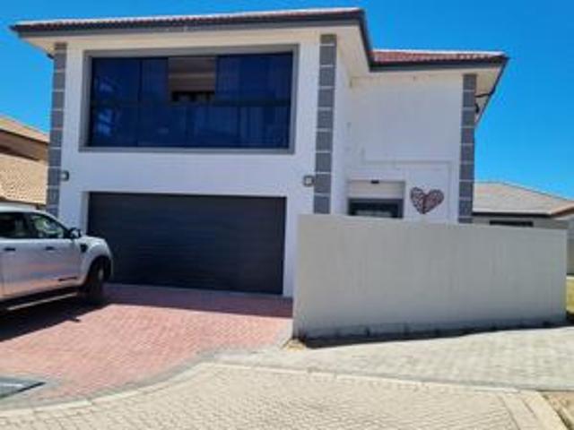 House for sale in Groot Brak Rivier, Western Cape