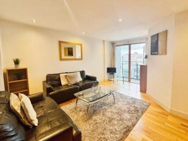 Room for rent in Steander, Leeds