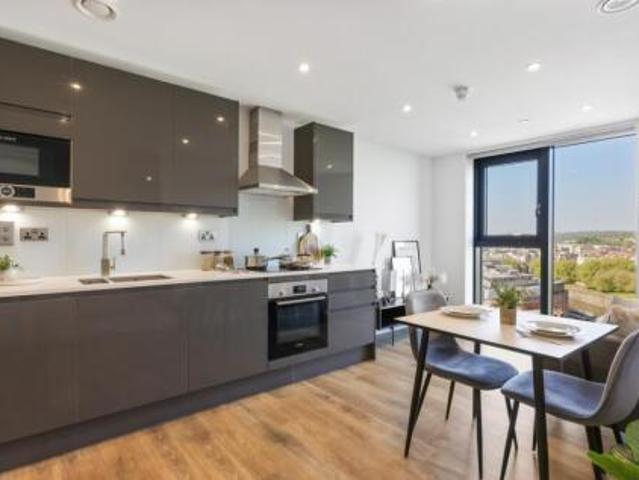Room for rent in Finzels Reach, Bristol