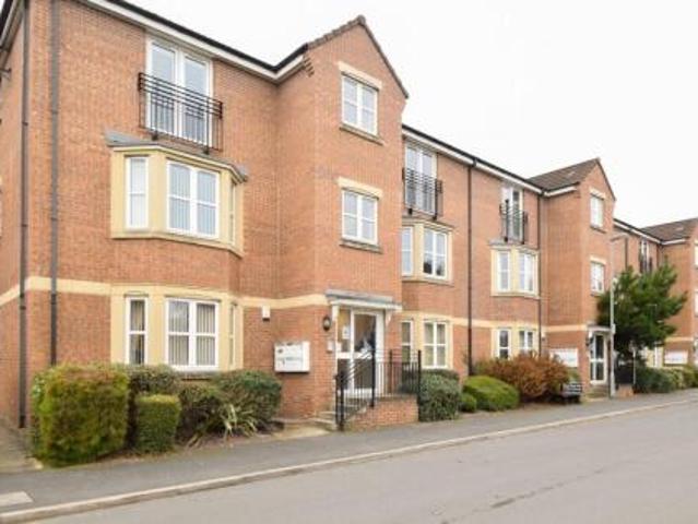 Room for rent in Newton Hill, Wakefield