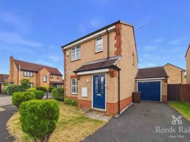 Room for rent in Oulton, Leeds