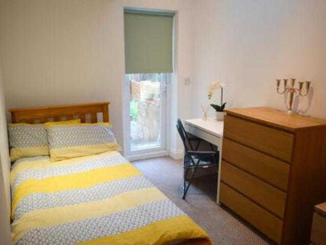 Room for rent in Glyndon, Greater London