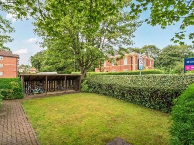 Room for rent in Deighton Bar, Leeds