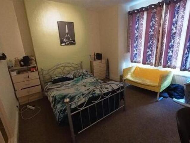 Room for rent in Victoria Park, Manchester