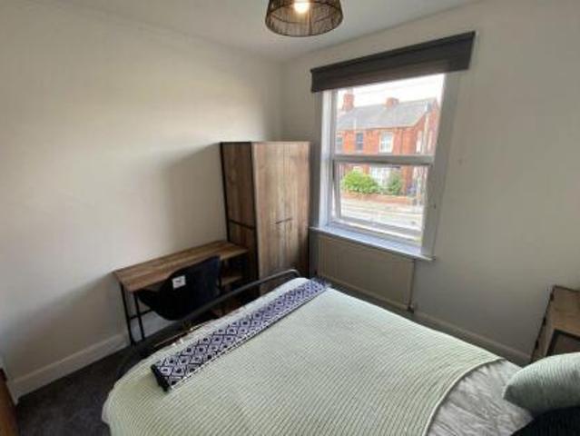 Room for rent in Boston