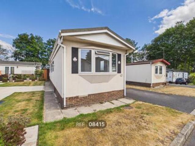 Room for rent in Darrington, Wakefield