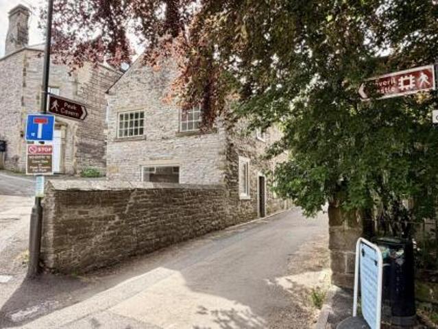 Room for rent in Castleton, High Peak