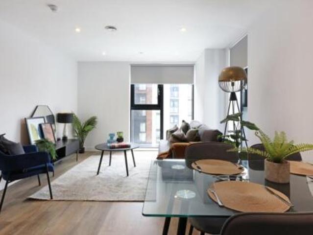 Room for rent in Finzels Reach, Bristol