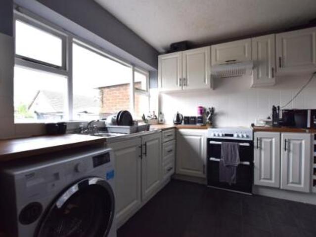 Room for rent in Whitehough, High Peak