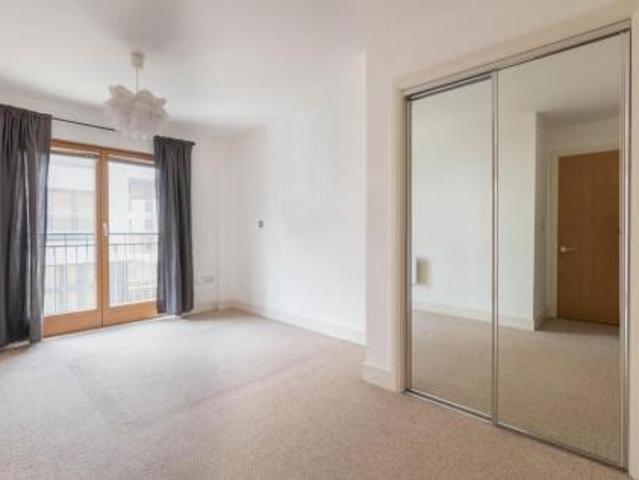 Room for rent in Park Central, Birmingham
