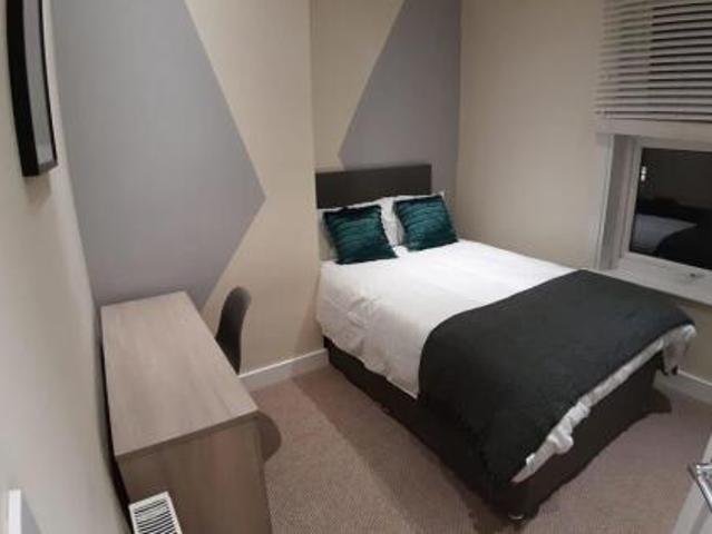 Room for rent in Burley, Leeds