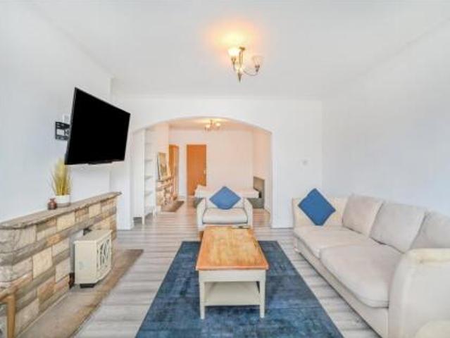 Room for rent in London Borough of Redbridge, Greater London