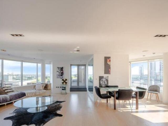 House for sale in City of London, Greater London