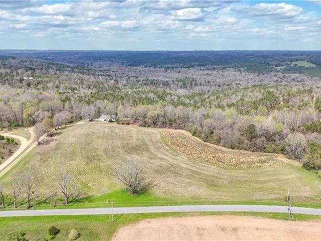 Land for sale in Elmore, Alabama