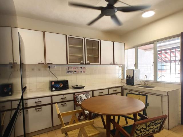 Room for rent in Petaling, Damansara Damai