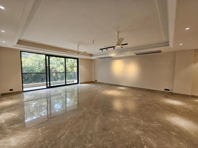 Property for sale in Deri