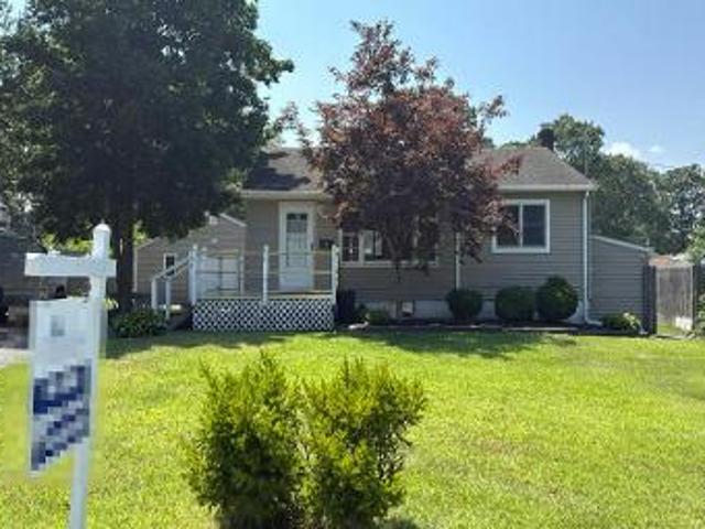 House for sale in Centereach, New York
