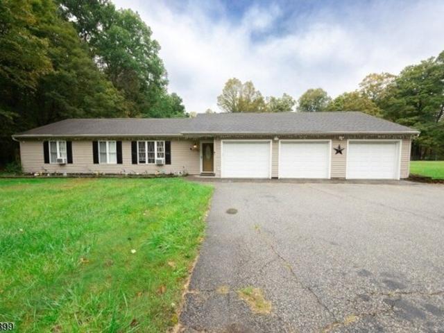 House for sale in Four Corners, Montague Township