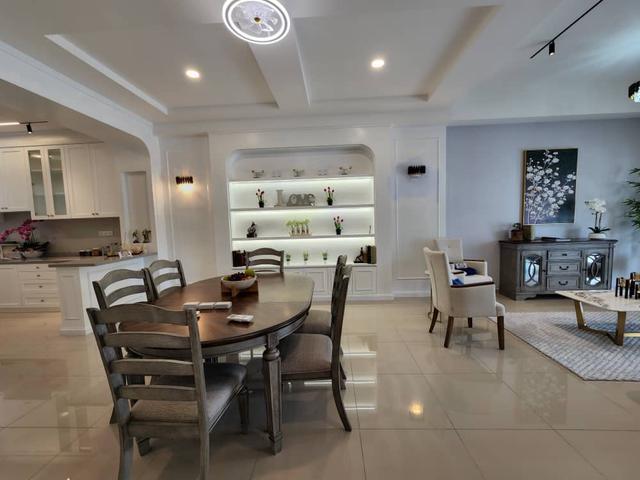 Terraced House for sale in Malaka