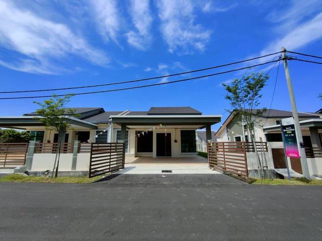 Residential House for sale in Malaka