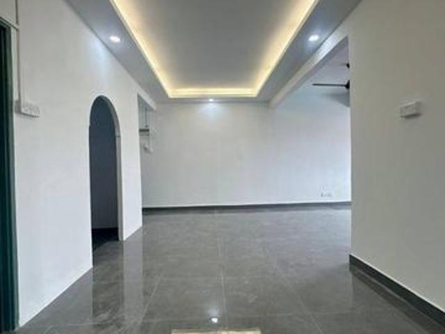 Condominium for sale in Petaling, Alam Impian