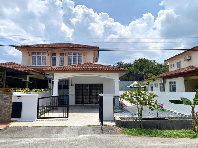Residential House for sale in Tanjong Sepat, Selangor