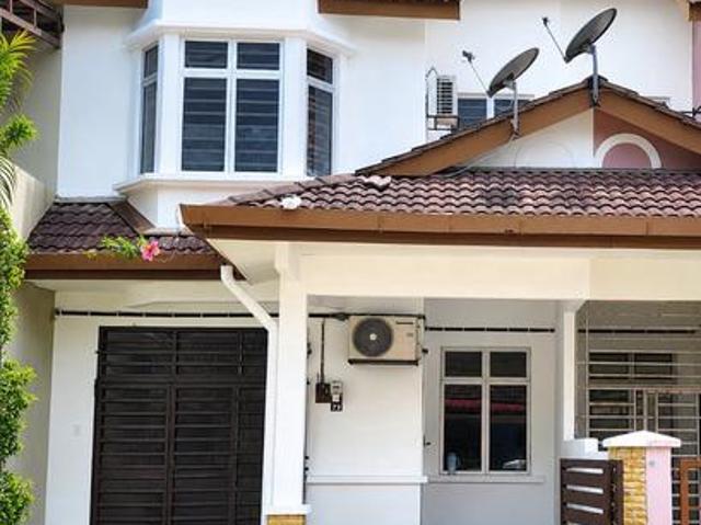 Terraced House for sale in Tanjong Sepat, Selangor