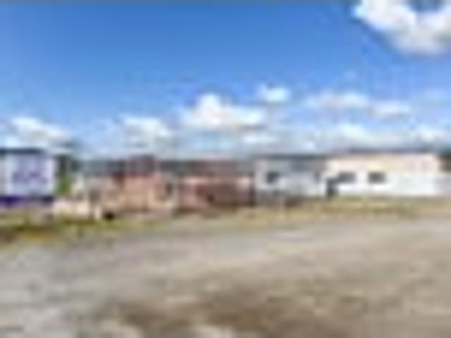 House for sale in Okoia