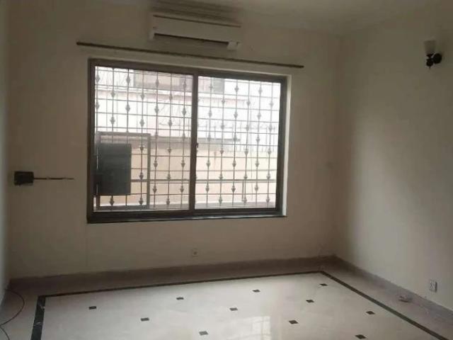 House for rent in F-8/1, اسلام آباد